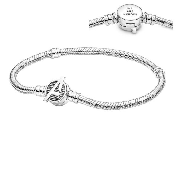Pulsera Flexible – Broche Avengers