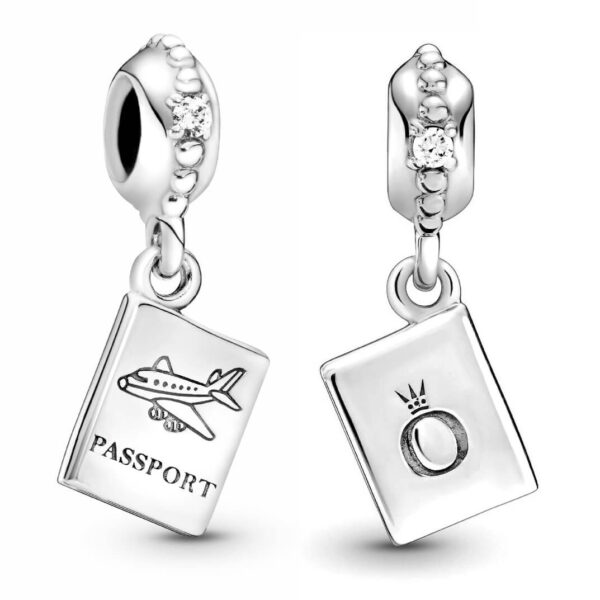 Charm / Dije - Passport