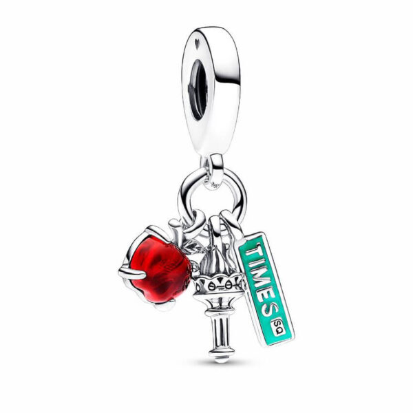 Charm / Dije - Nueva York